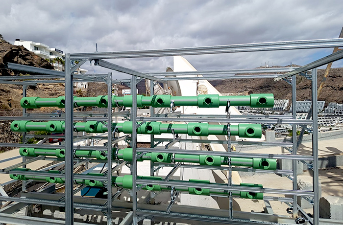 INSTALLATION DE CHAUFFAGE DE L'EAU SANITAIRE AVEC DES POMPES À CHALEUR. Îles Canaries